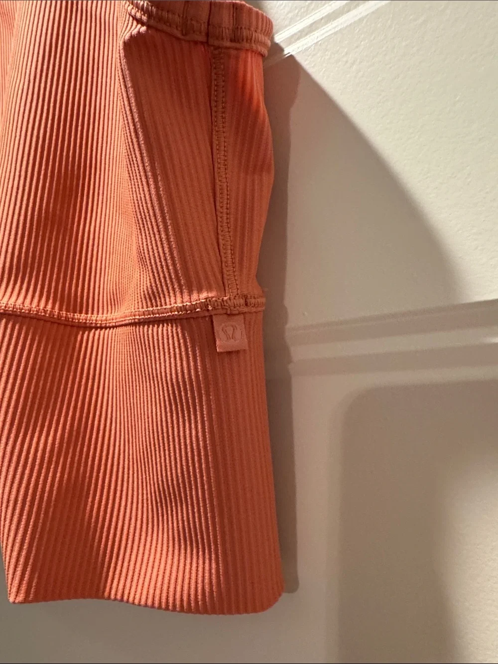 Lululemon power pivot tank